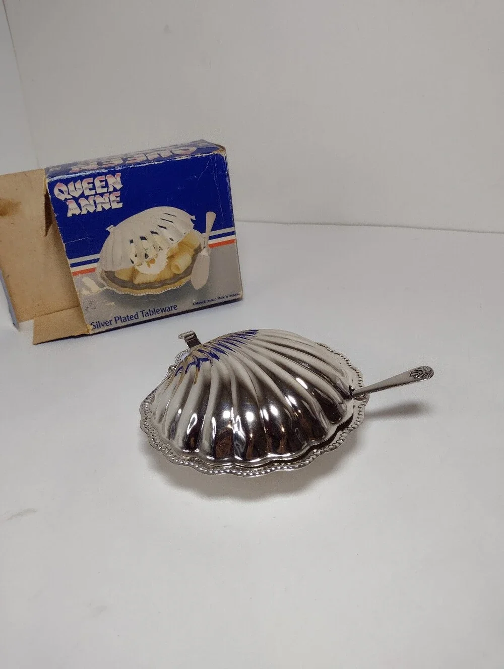 Queen Anne Vintage Butler Silver Tone Tableware in Blue and White Box